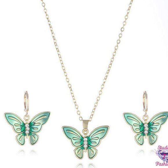 Green Gold Butterfly Necklace Earring Set - Picture 4 of 4
